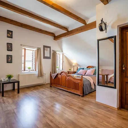 Marie Πανσιόν