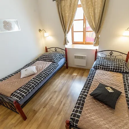 Gasthuis Marie 3*