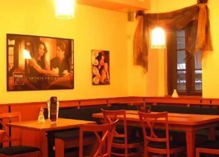 佩西恩玛丽酒店 招待所