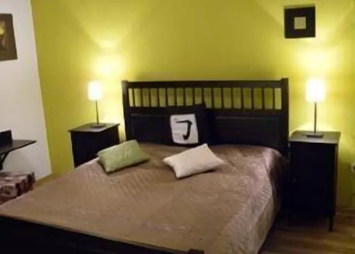 마리 게스트하우스 3*